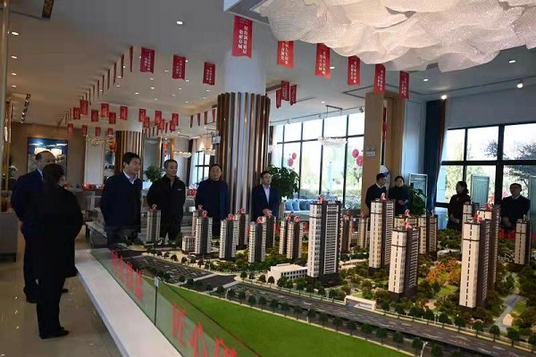 省鹽業(yè)集團外部董事調(diào)研徽鹽地產(chǎn)六安項目、霍邱項目